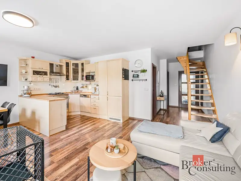 Prodej bytu 3+kk 86 m², Plzeň – náhled fotky 1