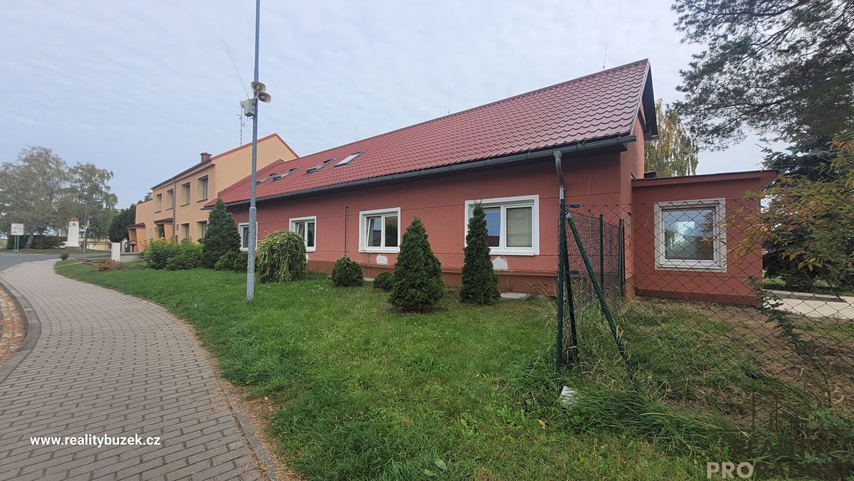 Prodej vícegeneračního domu 170 m², pozemek 443 m², Náměšť na Hané – fotka 1 z 3