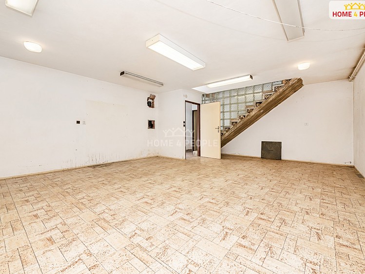 Будинок на продаж, 273 м² (28 з 40)