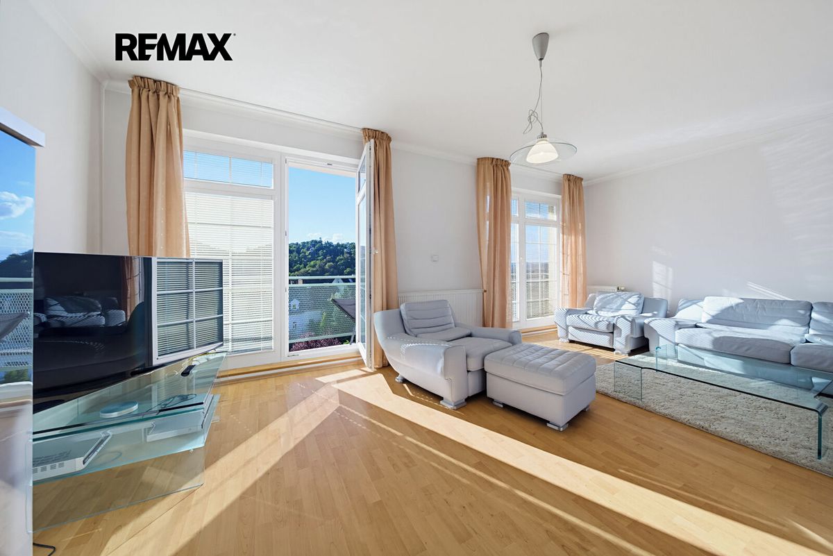 Prodej bytu 3+kk 105 m², Karlovy Vary – fotka 1 z 3