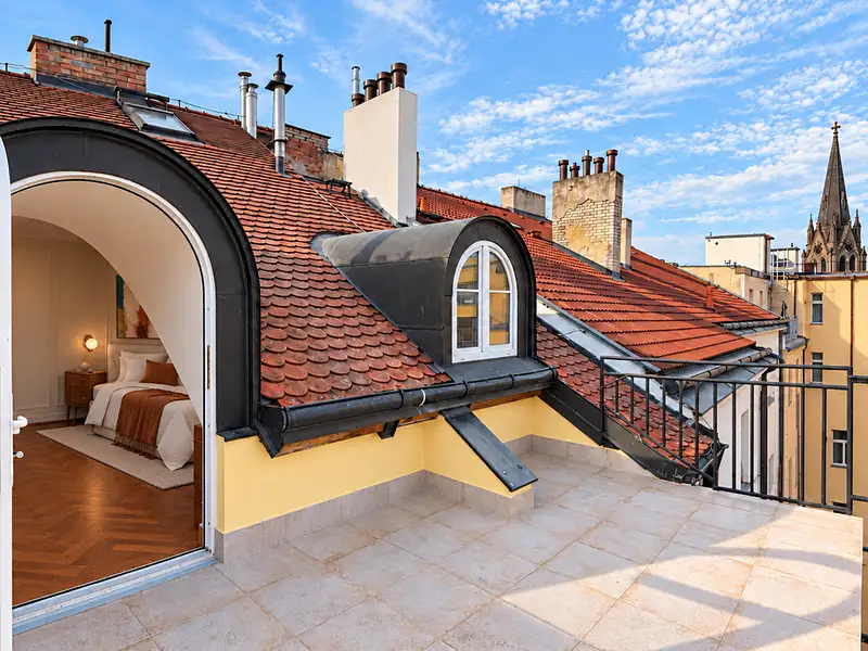 Prodej bytu 4+1 140 m², Praha – náhled fotky 2