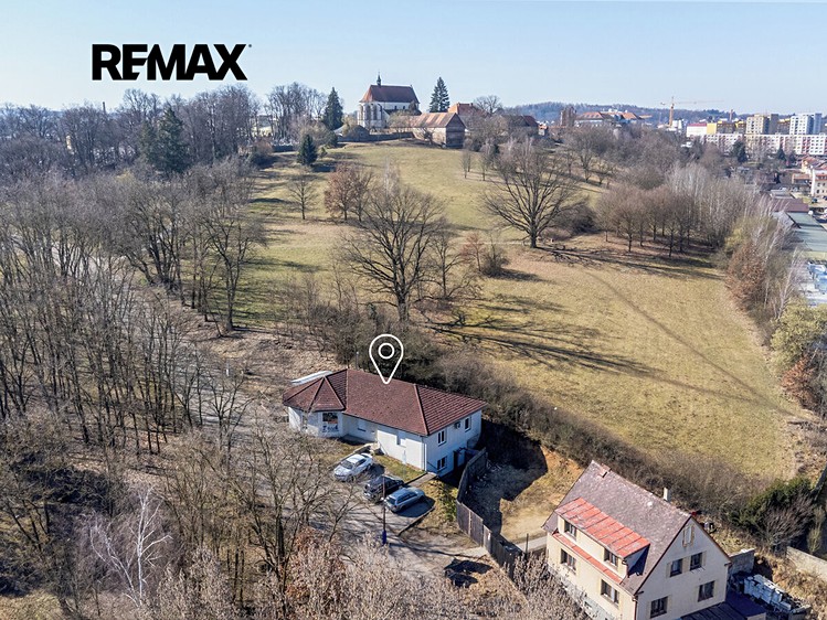 Haus zum Kauf, 227 m² (1 von 37)