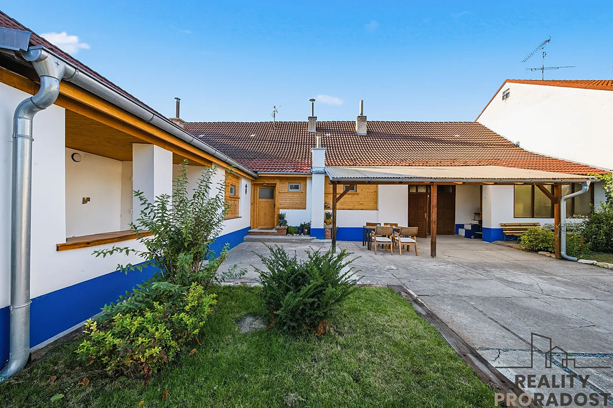 Prodej rodinného domu 150 m², pozemek 1502 m²
