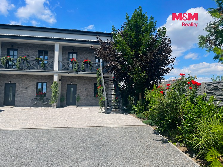 Pronájem bytu 1+kk, 30 m² (9 z 9)