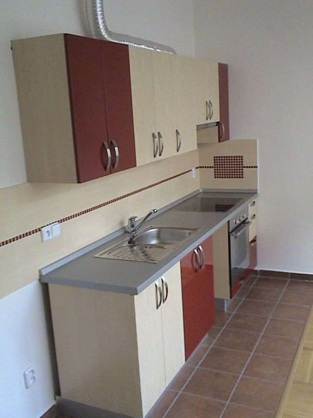 Pronájem bytu 1+kk 36 m² – fotografie 2