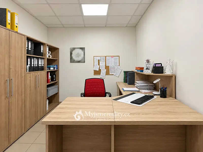 Prodej kanceláře 50 m², Znojmo – náhled fotky 3