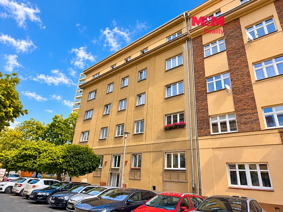 Pronájem bytu 1+1 48 m²