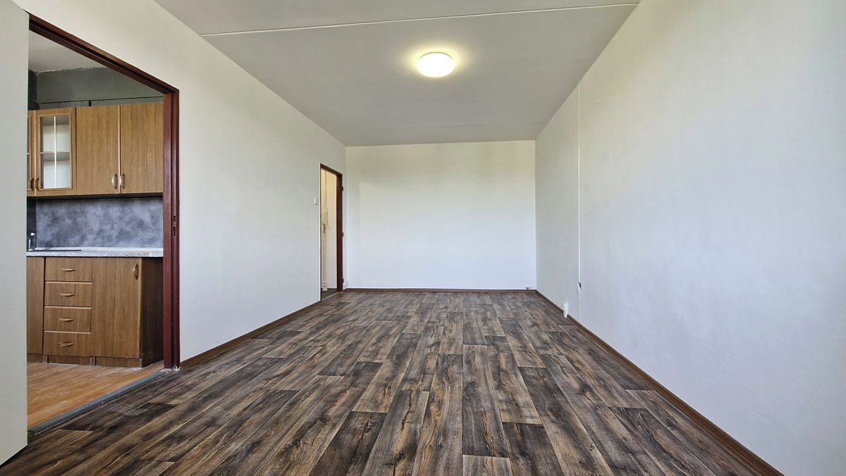 Pronájem bytu 1+1 33 m², Bílina – fotka 1 z 3