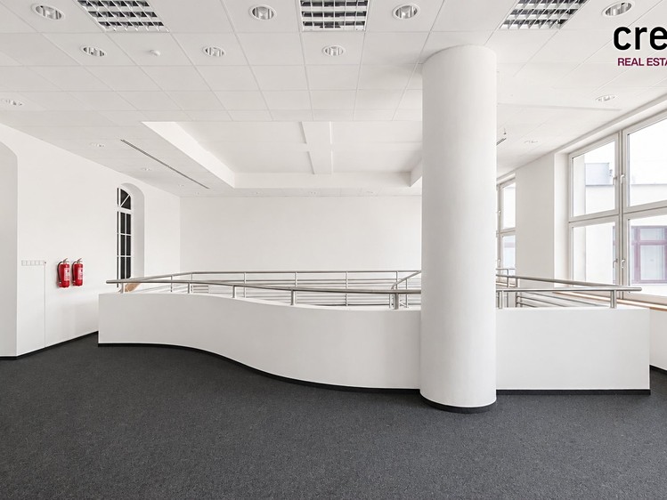 Комерційне приміщення в оренду, 188 м² (11 з 16)