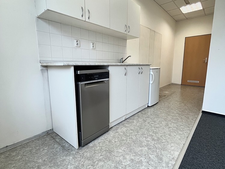 Комерційне приміщення в оренду, 127 м² (13 з 22)