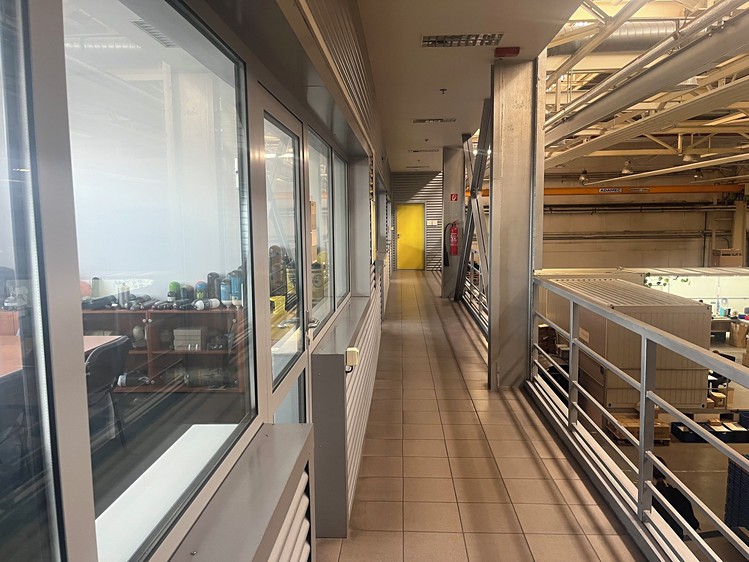 Комерційне приміщення в оренду, 2 293 м² (10 з 10)