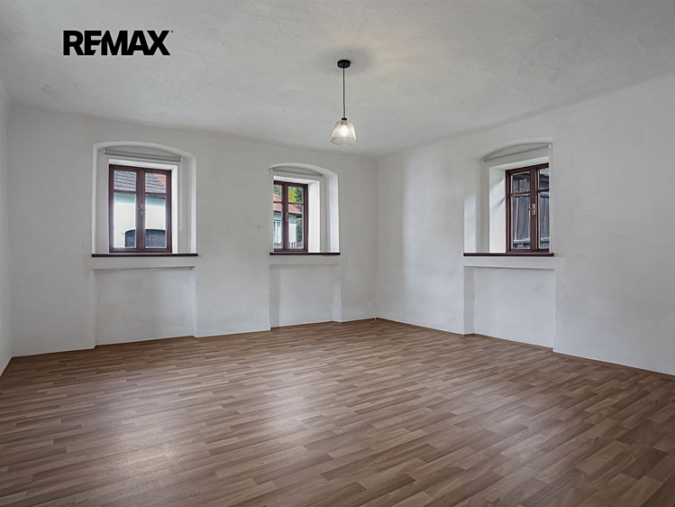 Комерційне приміщення на продаж, 800 м² (21 з 29)