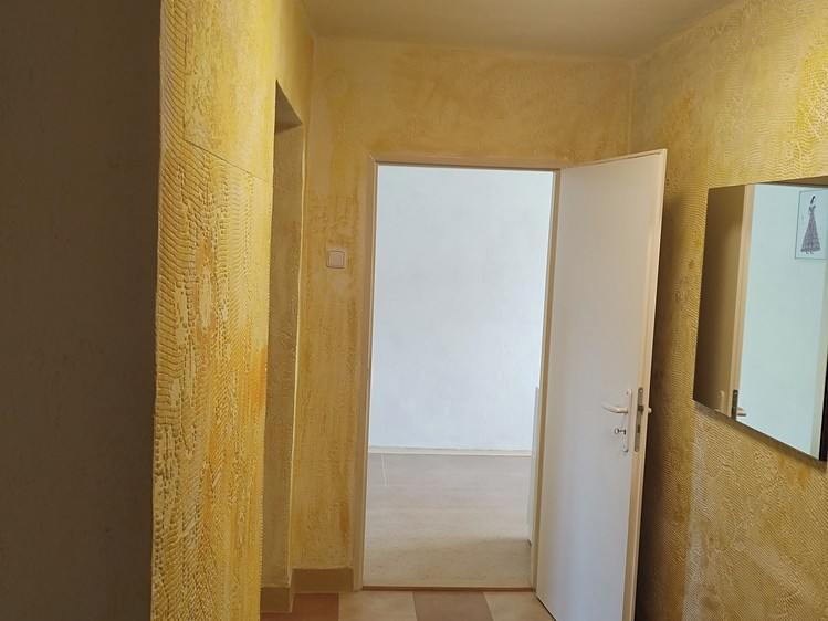 Pronájem bytu 2+1, 72 m² (2 z 12)