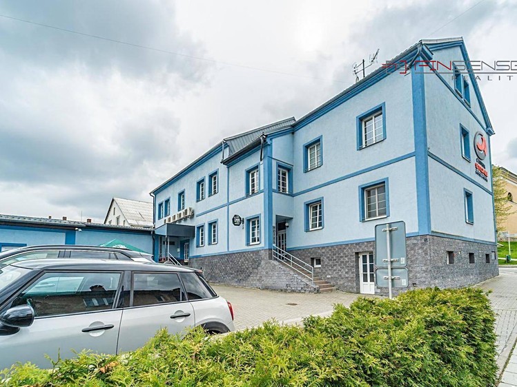 Prodej komerčního prostoru, 1 398 m² (5 z 30)