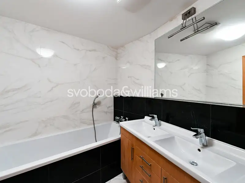 Pronájem bytu 2+kk 69 m², Praha – náhled fotky 3