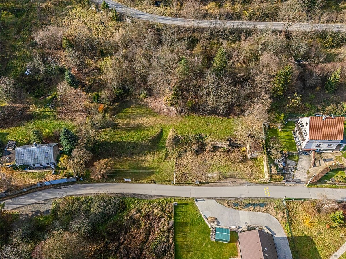 Prodej stavebního pozemku 691 m², Nelahozeves – fotka 1 z 3