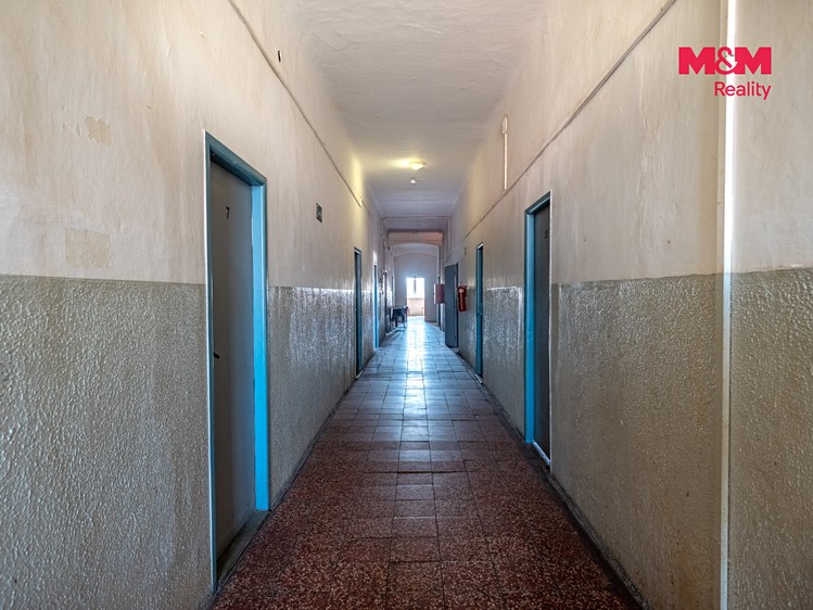 Комерційне приміщення на продаж, 1 121 м² (5 з 30)