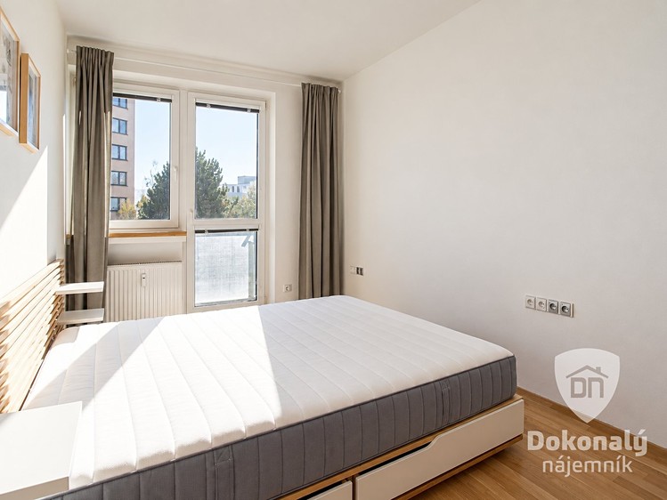 Квартира 2+kk в оренду, 37 м² (3 з 19)