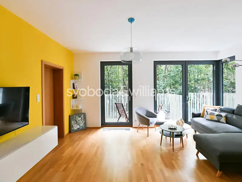 Pronájem bytu 2+kk 66 m², Praha – náhled fotky 2