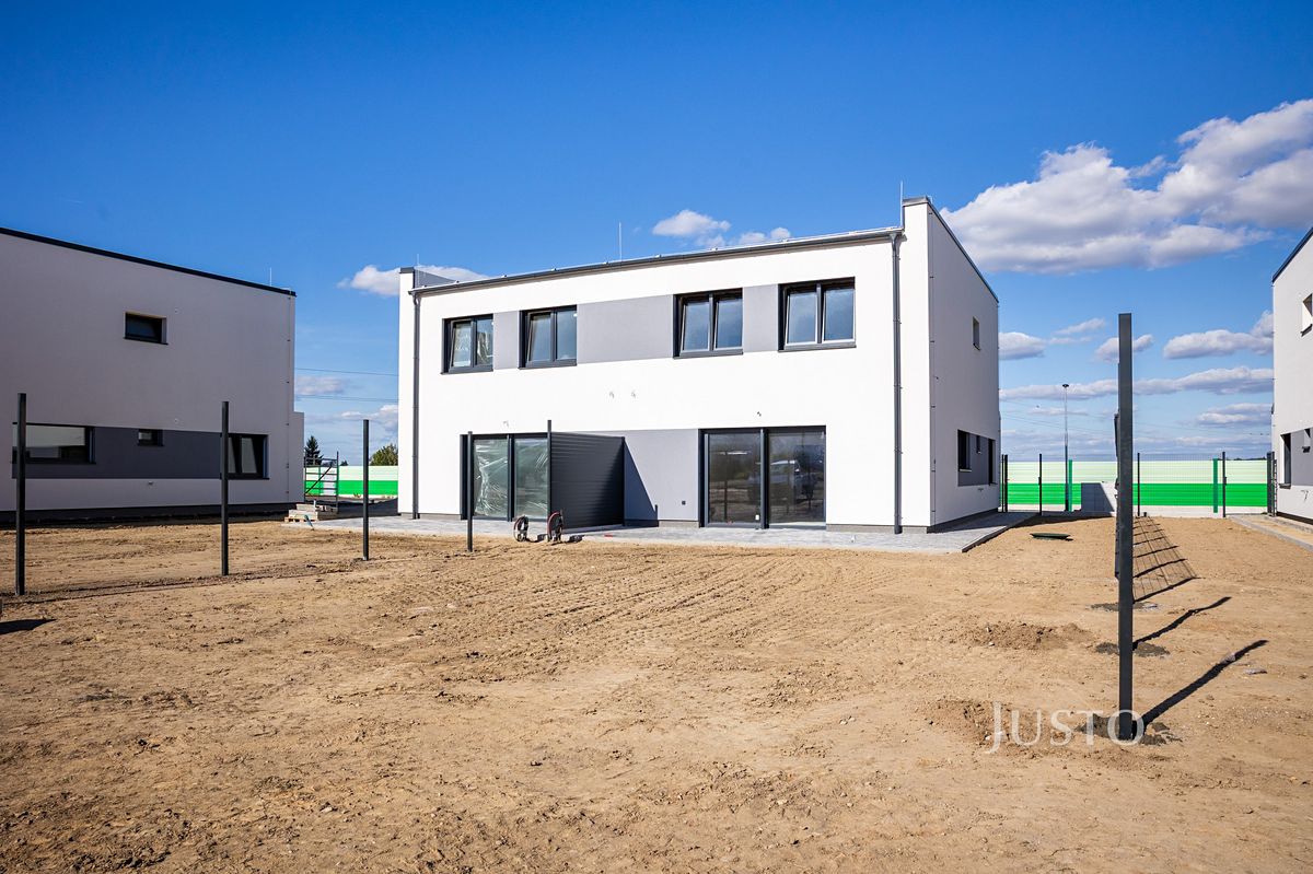 Prodej rodinného domu 123 m², pozemek 387 m², Včelná – fotka 1 z 3