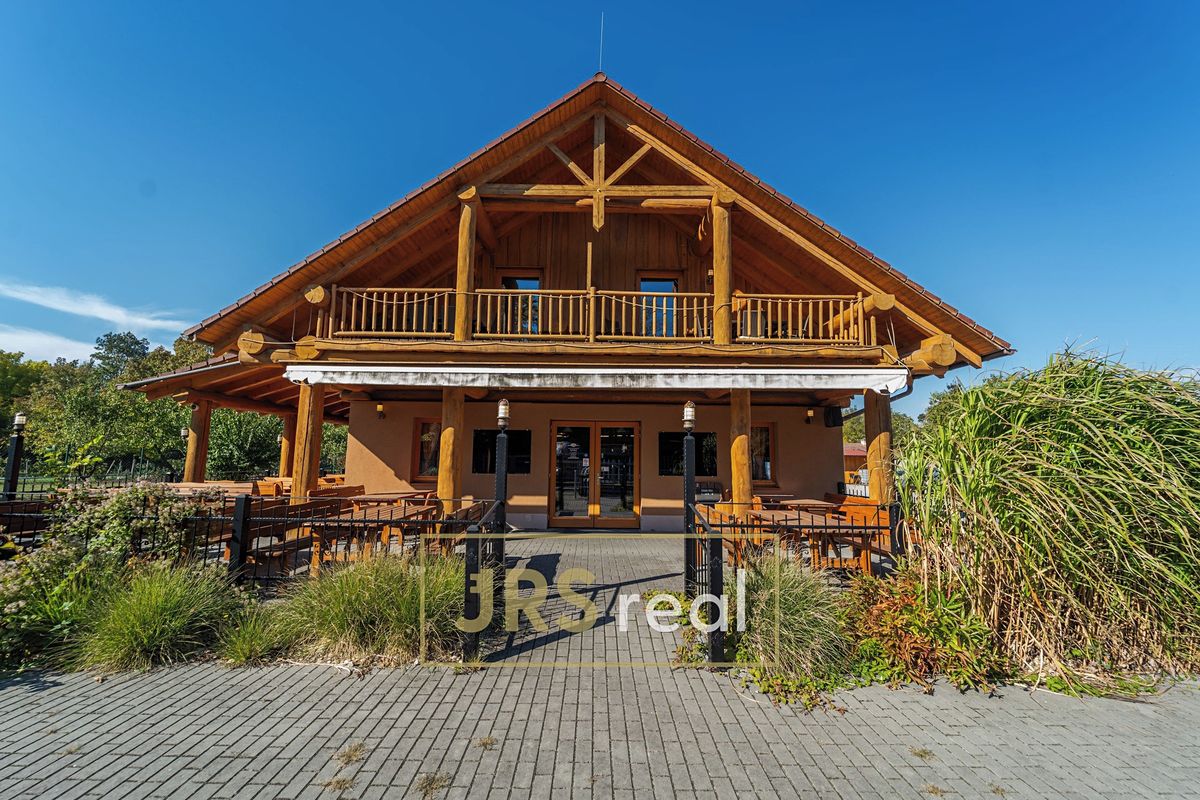 Prodej ubytovacího zařízení 720 m², Lednice – fotka 1 z 3