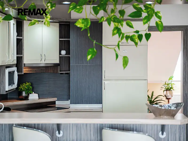 Prodej rodinného domu 216 m², pozemek 181 m², Hodonín – náhled fotky 2