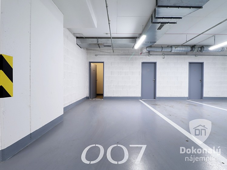 Pronájem bytu 1+kk, 34 m² (19 z 23)