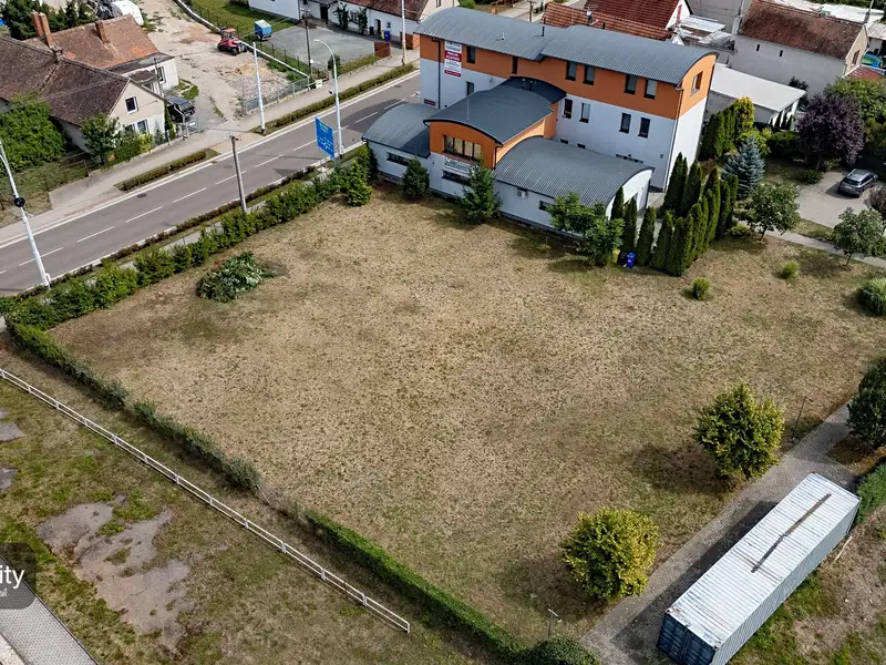 Prodej stavebního pozemku 1396 m², Lázně Bohdaneč – náhled fotky 2
