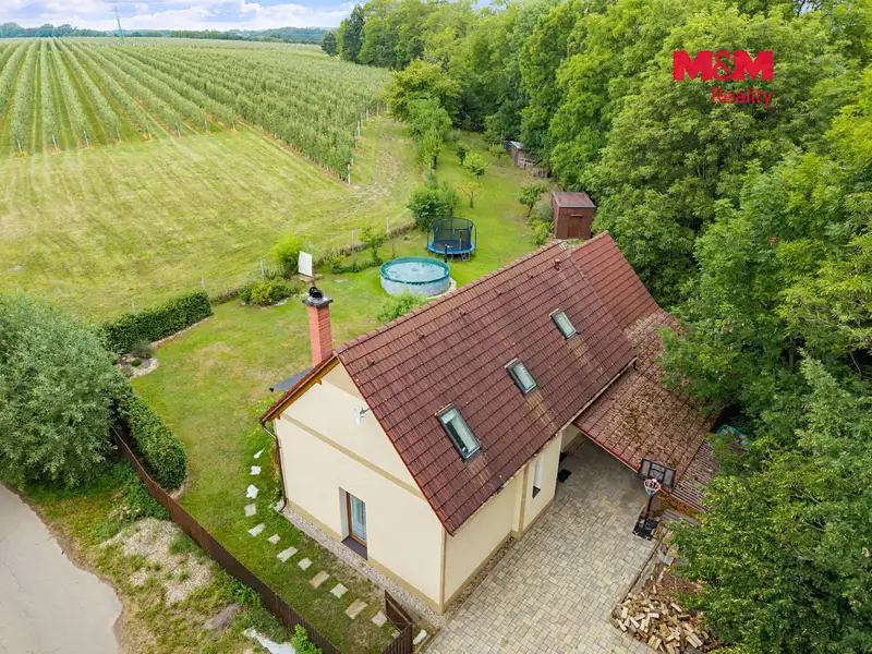 Prodej rodinného domu 115 m², pozemek 1779 m², Synkov-Slemeno – náhled fotky 2