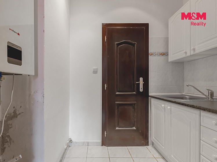Pronájem komerčního prostoru, 66 m² (14 z 22)