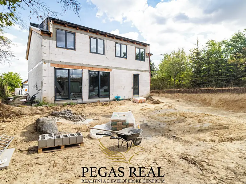 Prodej rodinného domu 122 m², pozemek 448 m², Brno – náhled fotky 2
