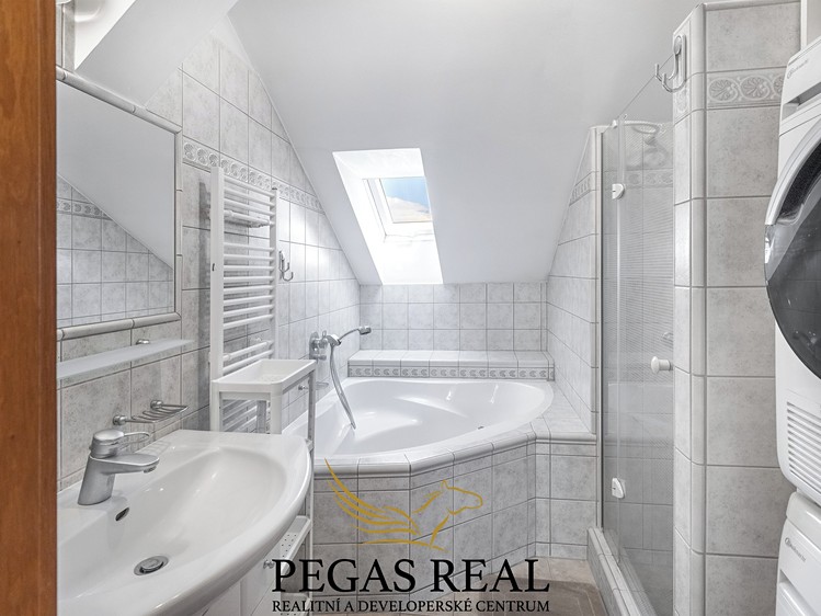 Квартира 3+kk в оренду, 100 м² (7 з 12)