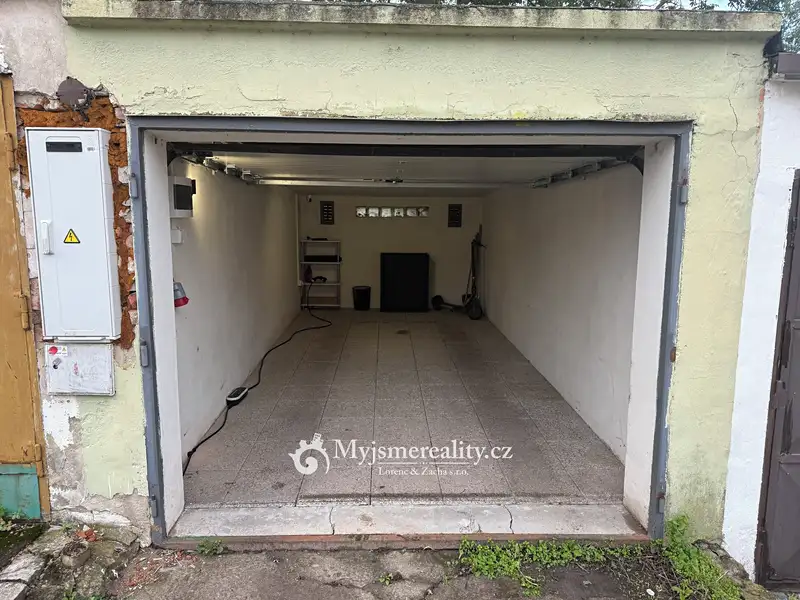 Pronájem garáže 18 m², Znojmo – náhled fotky 2