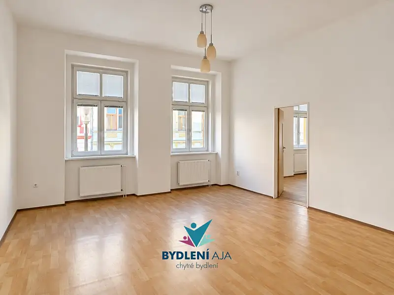 Pronájem bytu 2+1 81 m², Teplice – náhled fotky 2