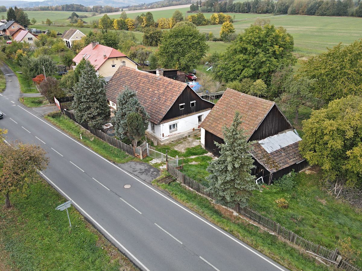 Prodej rodinného domu 60 m², pozemek 1596 m², Domažlice – fotka 1 z 3