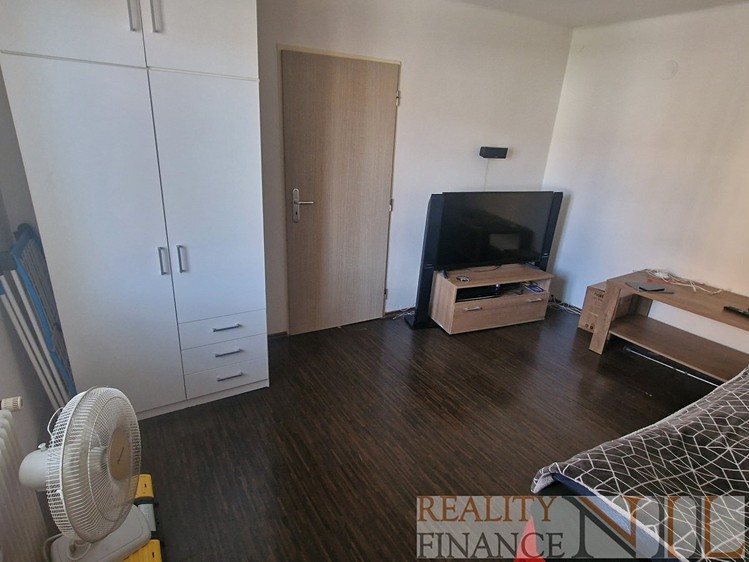 Wohnung 1+1 zum Kauf, 30 m² (9 von 17)