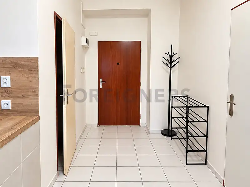 Pronájem bytu 3+1 80 m², Praha – náhled fotky 2