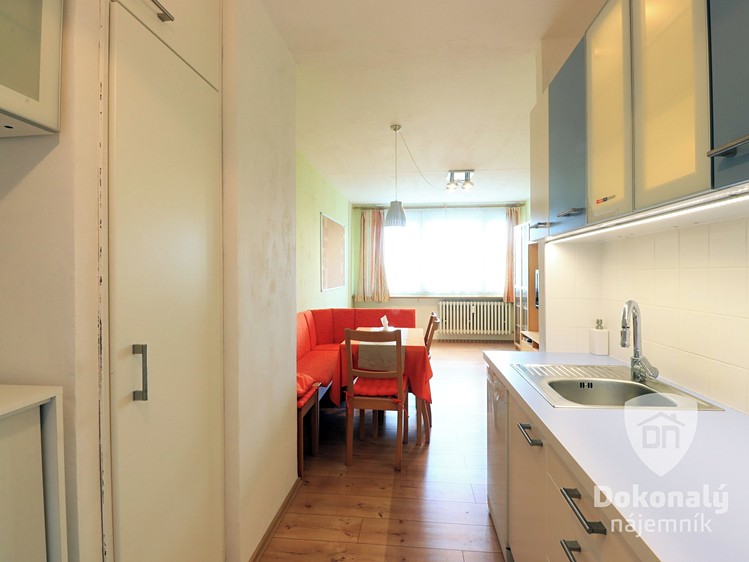 Квартира 3+kk в оренду, 63 м² (5 з 21)