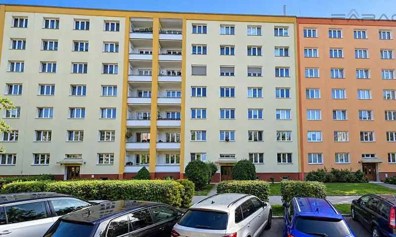 Pronájem bytu 2+1 52 m², Praha – náhled fotky 2