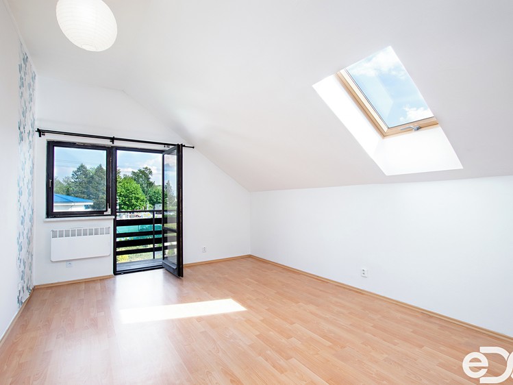 Pronájem bytu 2+1, 54 m² (6 z 13)