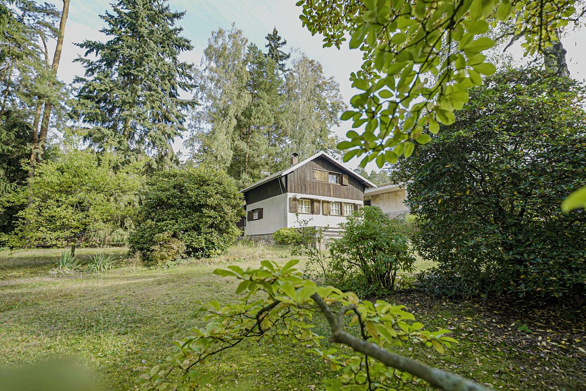 Prodej stavebního pozemku 1749 m², Vyžlovka – fotka 1 z 3