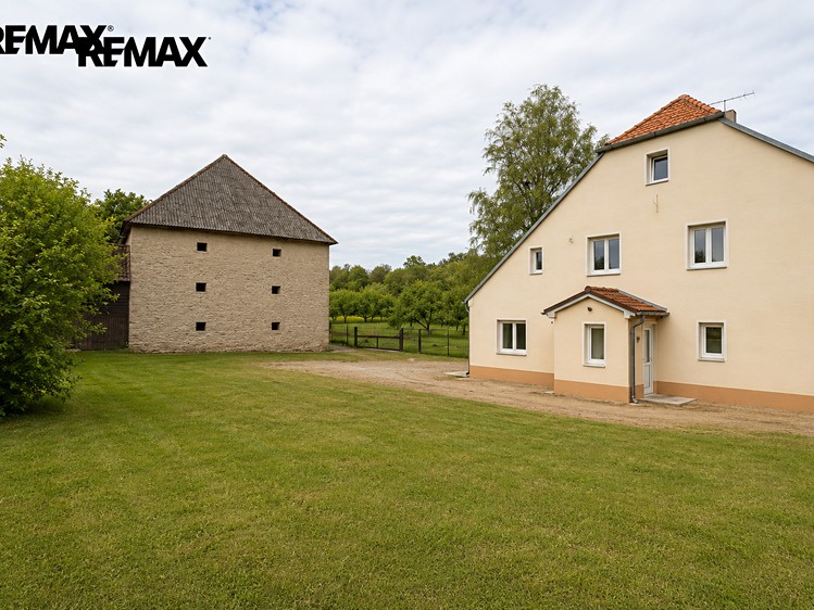 Будинок на продаж, 550 м² (16 з 16)