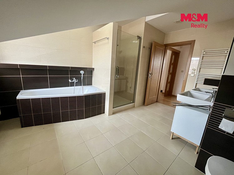 Wohnung 3+1 zur Miete, 123 m² (7 von 28)