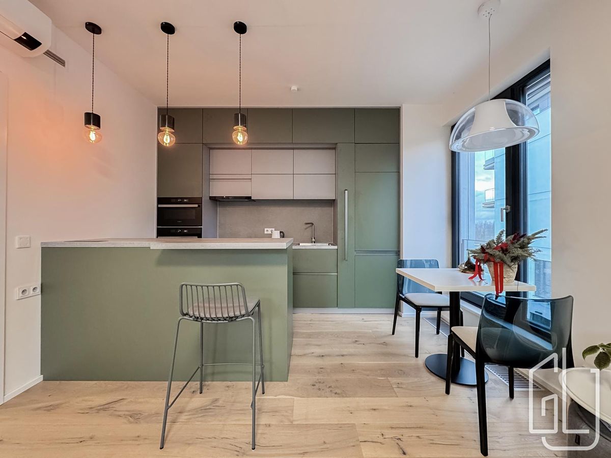 Pronájem bytu 2+kk 61 m² – fotografie 4