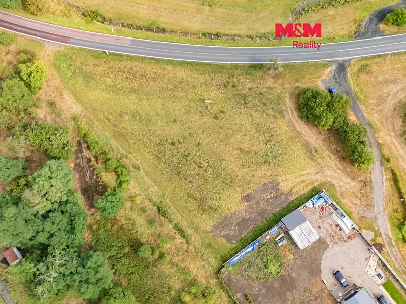 Prodej stavebního pozemku 1226 m², Libočany – náhled fotky 1