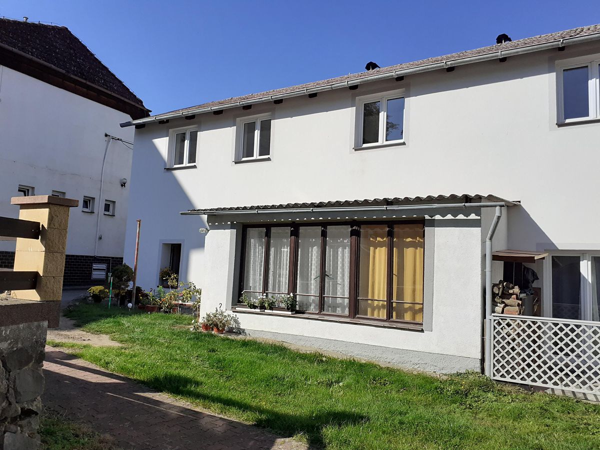 Prodej bytu 1+1 34 m², Liblín – fotka 1 z 3