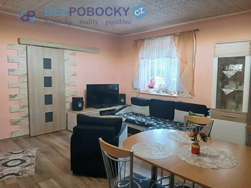 Prodej rodinného domu 110 m², pozemek 342 m², Herálec – náhled fotky 2