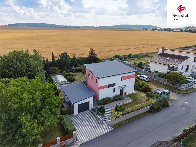 Prodej domu, 115 m² (1 z 28)