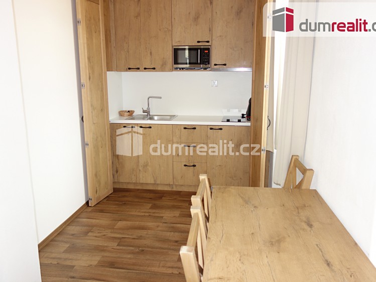 Квартира 1+kk в оренду, 26 м² (2 з 10)