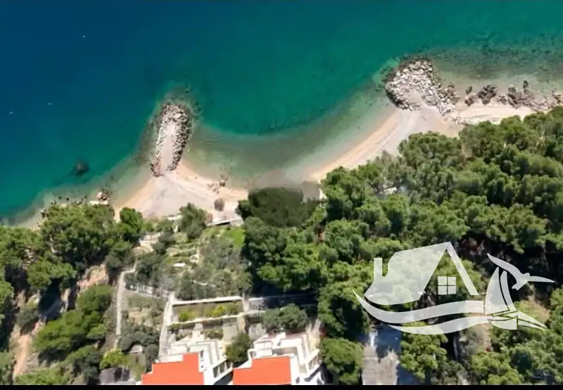Prodej stavebního pozemku 3332 m², Omiš – náhled fotky 2